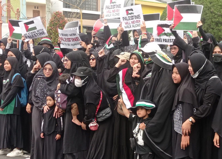 Peduli Palestina, Ribuan Massa Padati Jalanan di Wonosobo