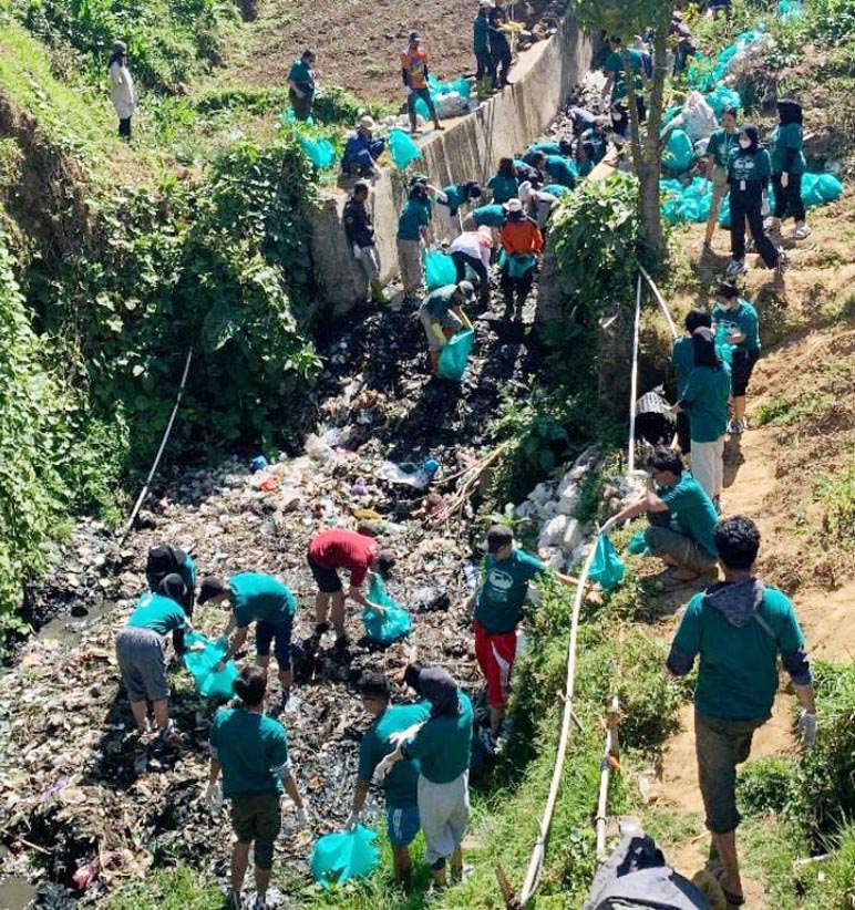 Baru Sebulan Dibersihkan Sungai Ngebrok Sikunang Wonosobo Kembali Dipenuhi Sampah 2,5 Ton