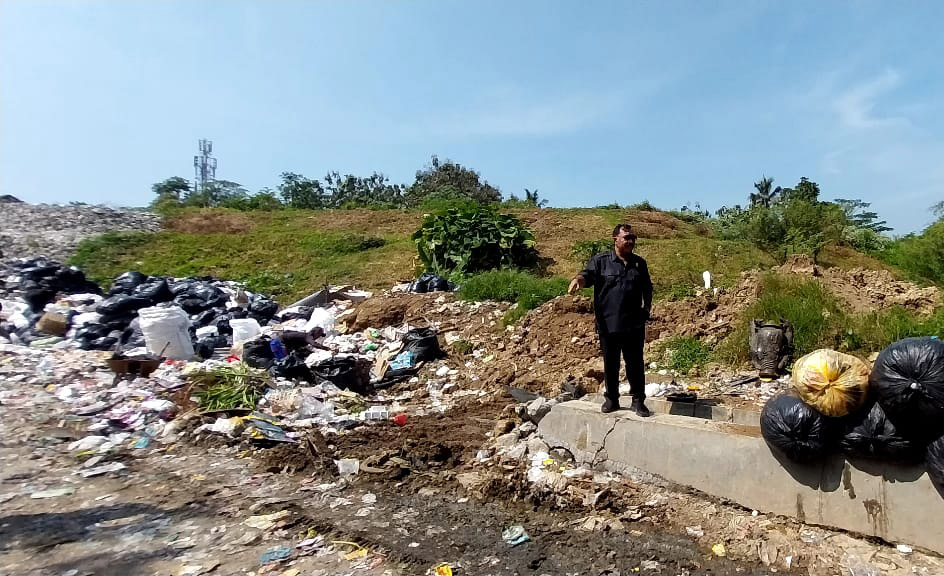 Meski Sudah Overload, TPSA Kota Magelang Dipaksa Tampung Berton-ton Sampah Setiap Hari