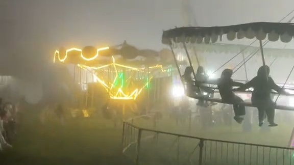 Kabut di Pasar Malam Ngablak Menarik Perhatian Netizen: Vibes Pasar Gaibnya Kentel Banget