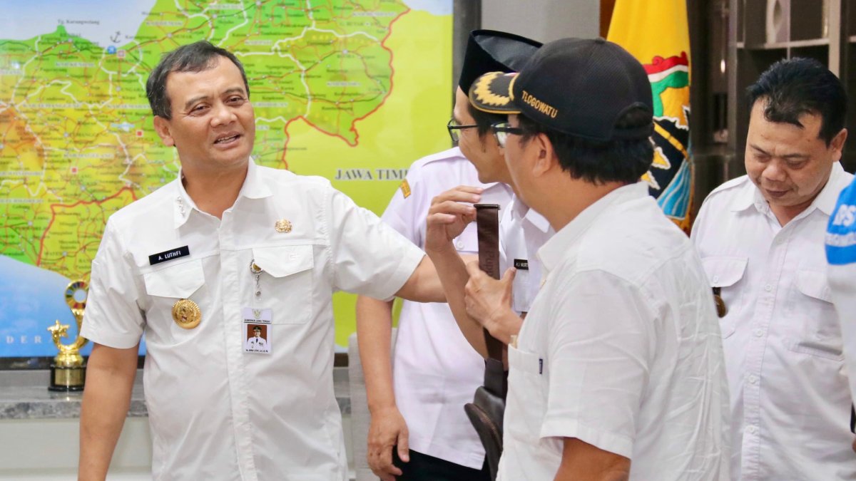 Gubernur Ahmad Luthfi Tenangkan Keraguan Paguyuban Kades Soal Koperasi Desa Merah Putih