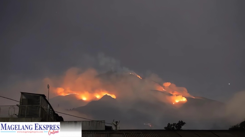 19 Desa di Wonosobo Terdampak Kebakaran Gunung Sumbing, Warga Diimbau Pakai Masker