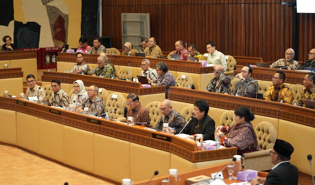 Hadiri Rapat Kerja dan RDP, Komisi II DPR RI Apresiasi dan Dorong Perkuat Kelembagaan BPIP