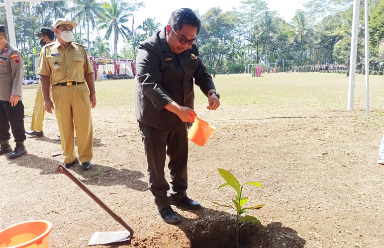 Pemkab Temanggung Kembali Gencarkan Program Sabuk Gunung