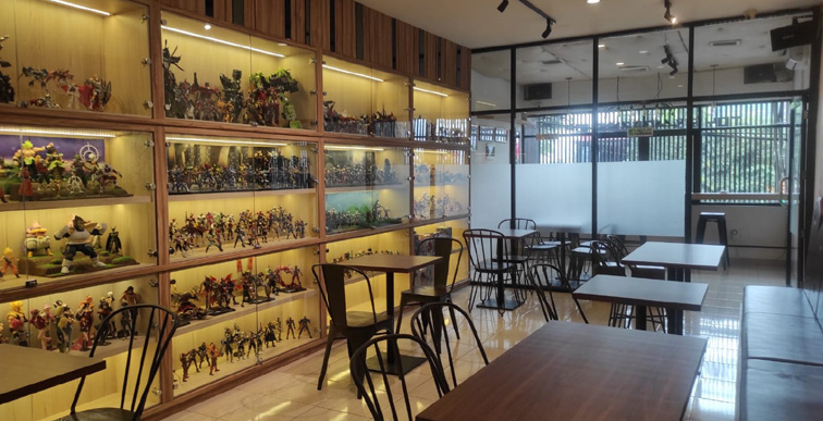 Galeri Cafe, Tempat Nongkrong Paling Asyik untuk Pecinta Action Figure di Magelang