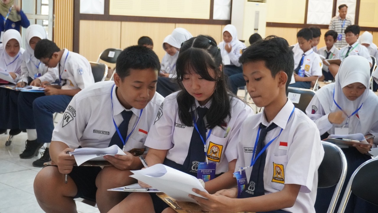 39 SMP di Purworejo Adu Cerdas Cermat dan Cinta Museum