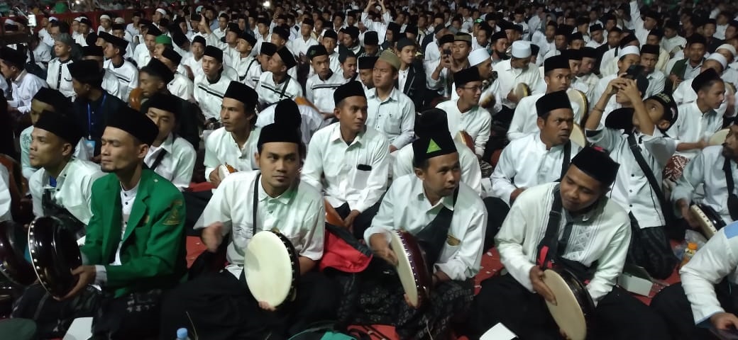 Gema Sholawat Rebana Meriahkan Peringatan Satu Abad NU di Temanggung