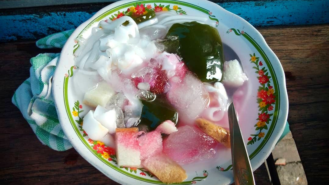 Es Piring Kuliner Jadul Magelang yang Melegenda