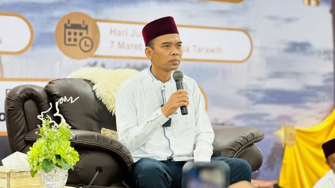 Apakah Makan Saat Azan Subuh Membatalkan Puasa? Kata Ustadz Abdul Somad Begini Ketentuannya