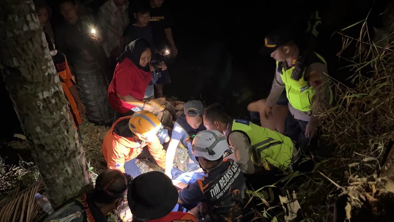 Rem Tangan Tak Kuat, Truk Pengangkut Kuda Terjun ke Jurang Kajoran Magelang