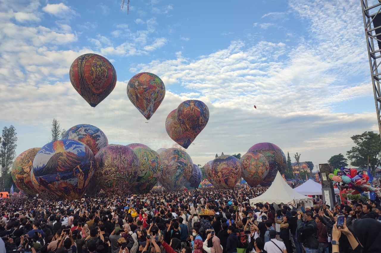 Puncak Festival Balon Udara Wonosobo Sisakan 3,23 Ton Sampah