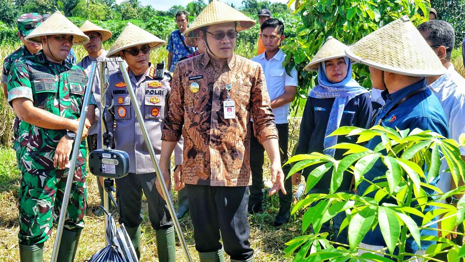 Bupati Magelang Minta Ketersediaan Pupuk dan Air di Sektor Pertanian Tertangani dengan Baik