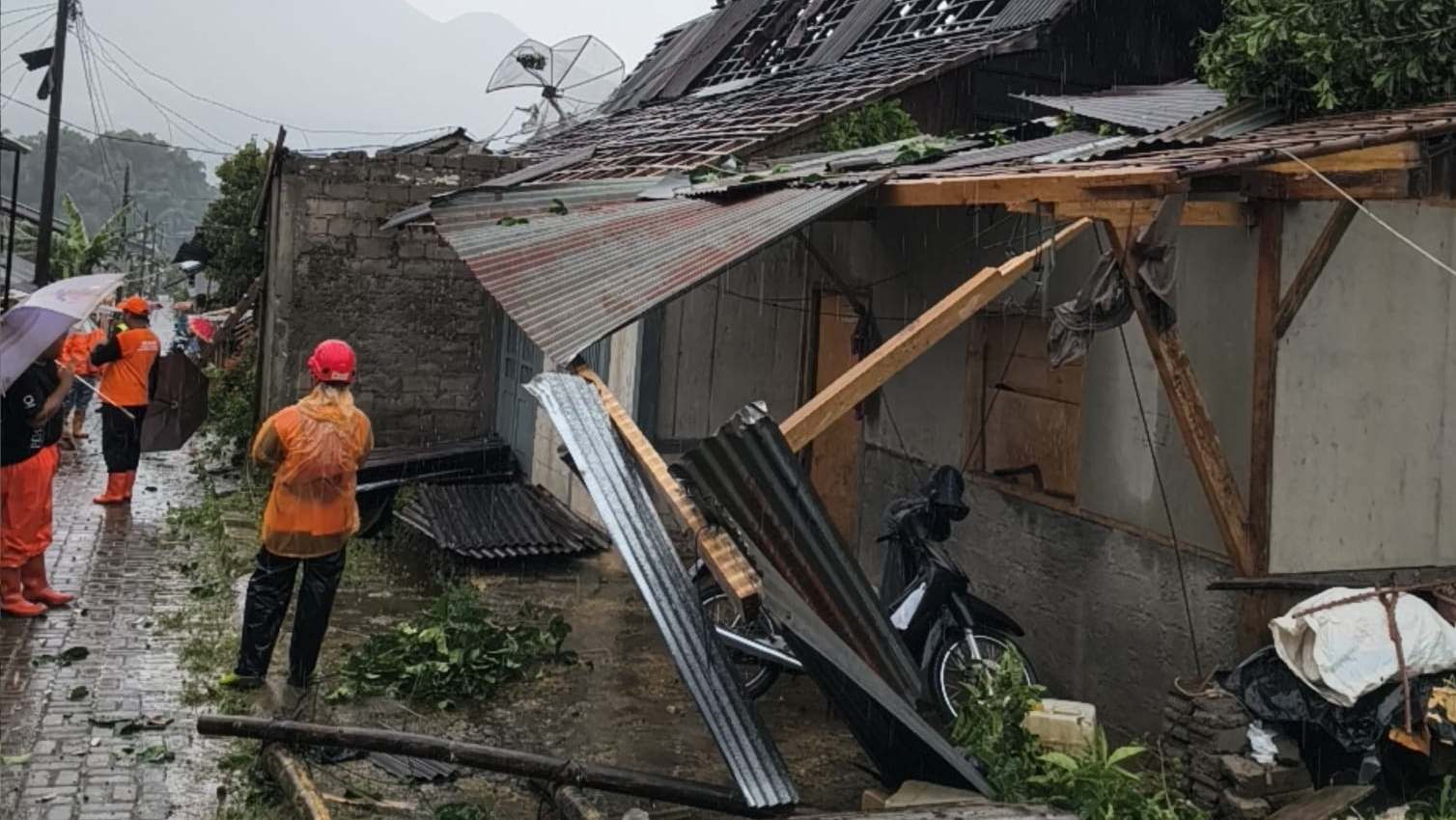 Disapu Angin Puting Beliung, 34 Rumah Warga Desa Kebrengan Wonosobo Rusak