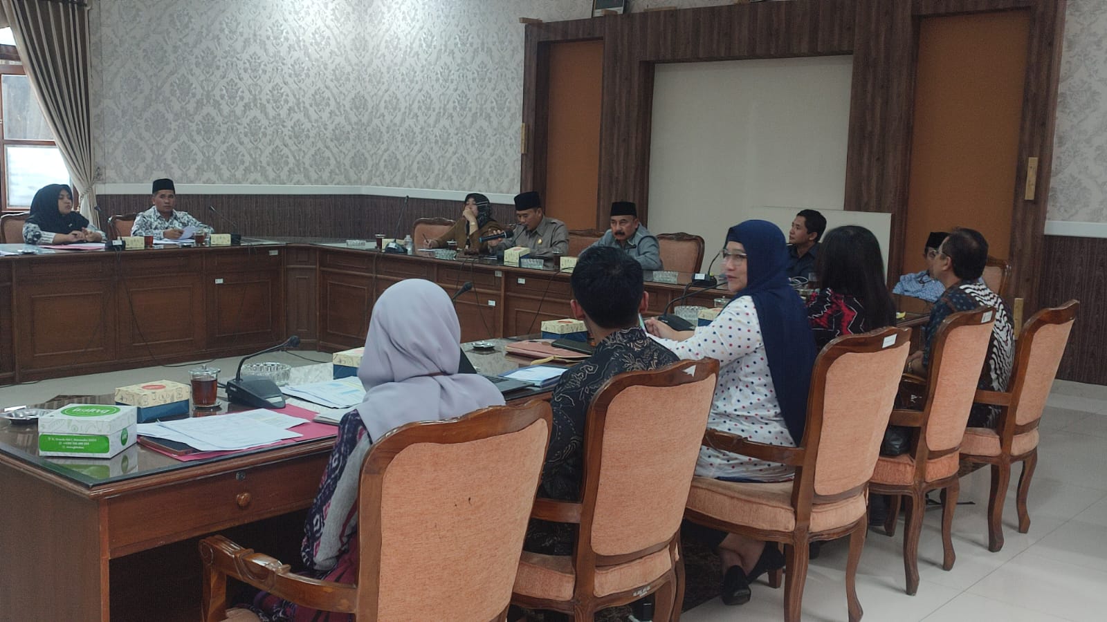 72 Guru Honorer di Wonosobo Perjuangkan Nasib, Sambangi Wakil Rakyat