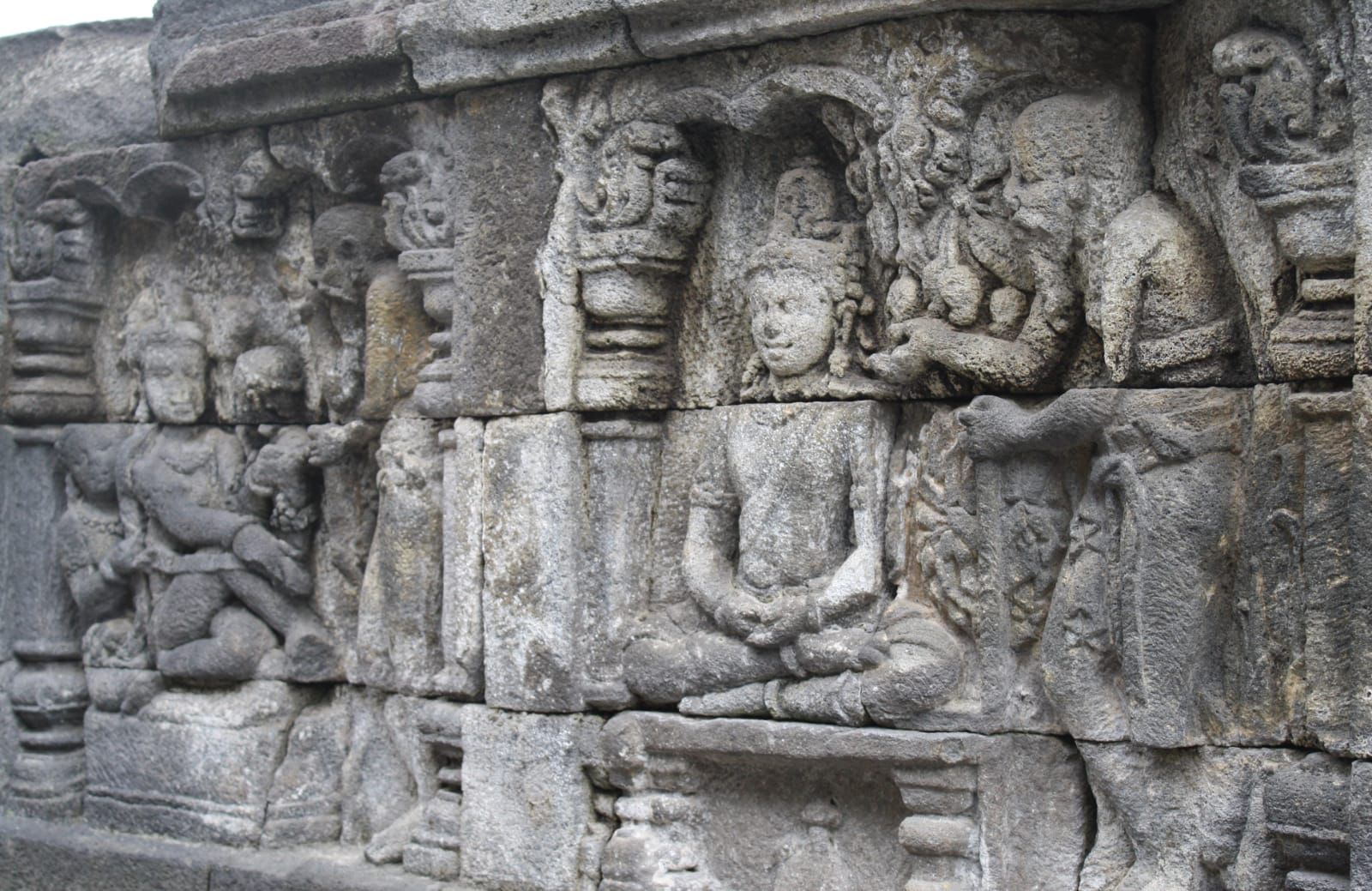 Arti dan Makna Relief Candi Borobudur, Ternyata Ini Alasan Kenapa Banyak Relief