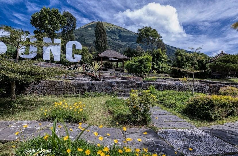 Wisata Alam Posong Temanggung, Menyuguhkan Pemandangan 7 Puncak Gunung Lho!