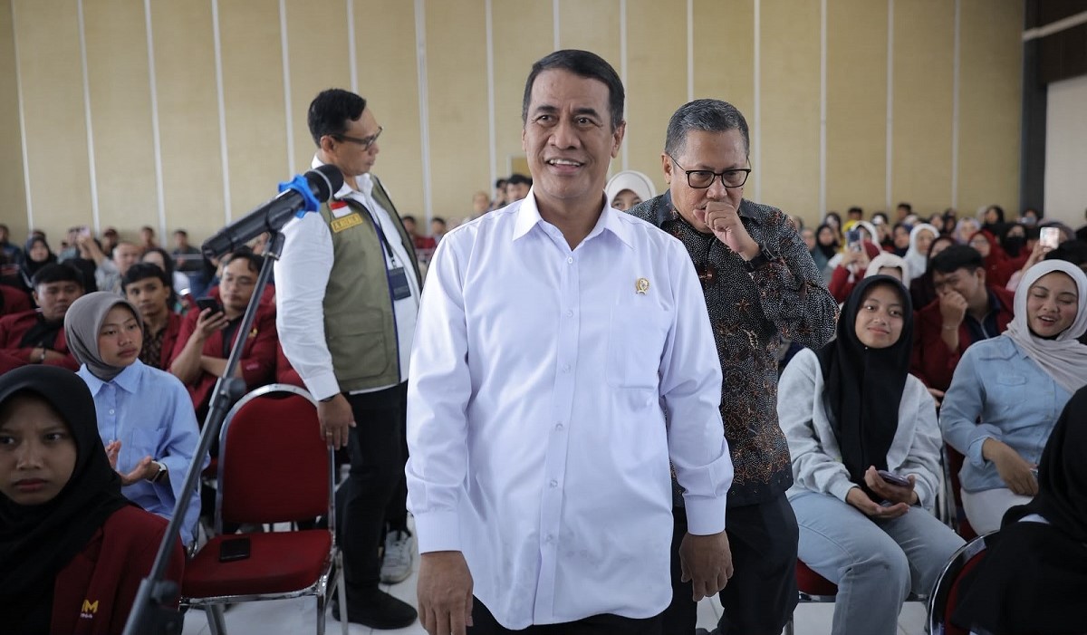 Mentan Amran Ajak Mahasiswa Bangun Bisnis Sejak Kuliah, Pertanian Modern Jadi Peluang Besar