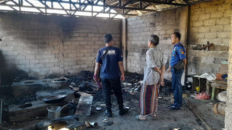 Bara Tungku Masih Menyala, Dapur Ponpes di Wonosobo Terbakar