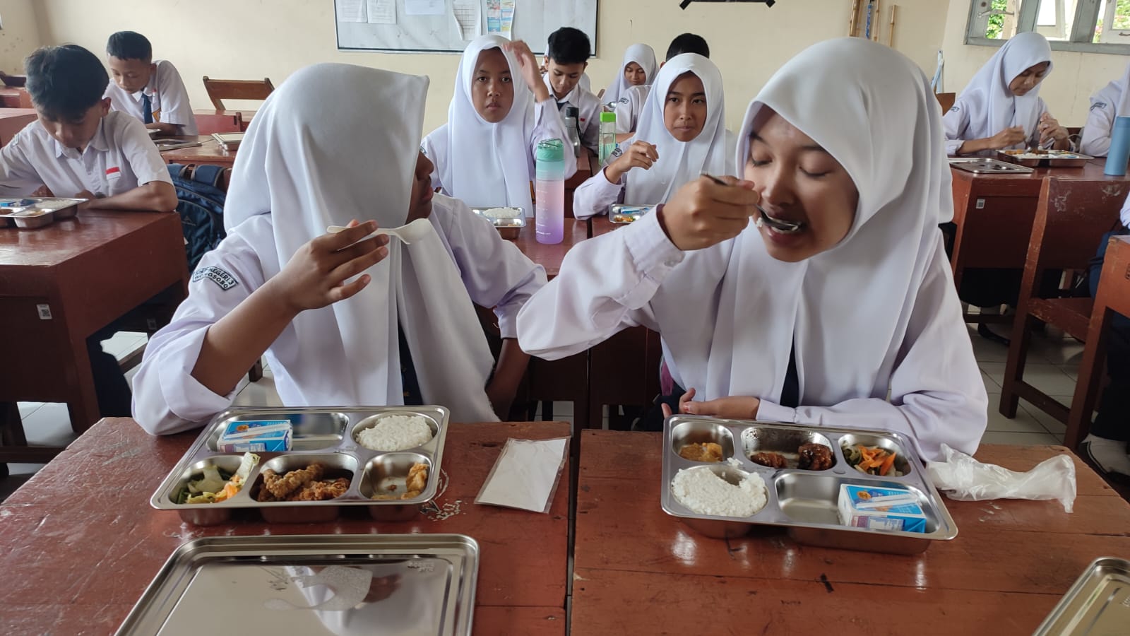 Makan Bergizi Gratis di Wonosobo Baru Sasar 3.372 Pelajar SD dan SMP