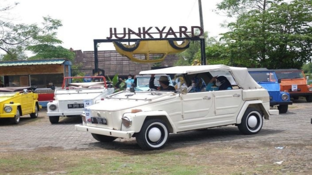 Junkyard Autopark Magelang, Wahana Berlibur Unik dengan Pemandangan Estetik!