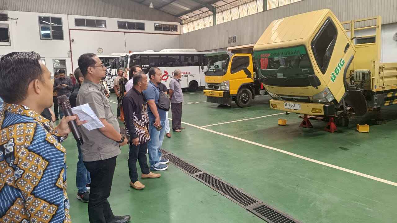 Mitsubishi Fuso Tambah Dua Bengkel Siaga 24 Jam di Awal Tahun 2025
