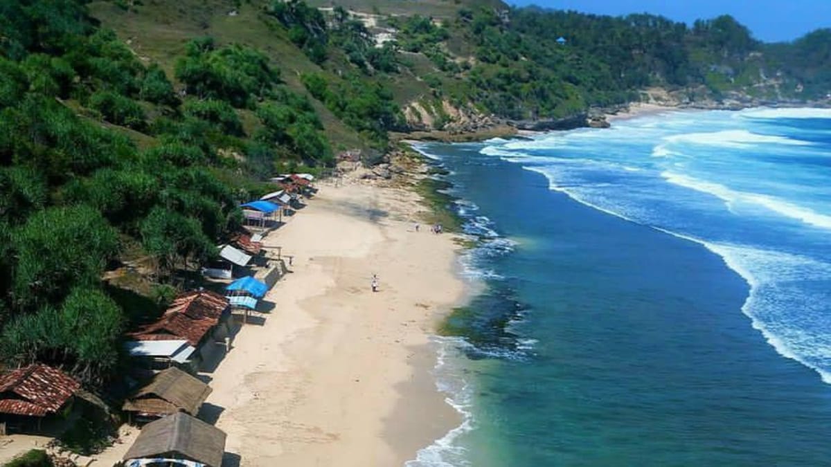 5 Pesona Pantai Nampu Wonogiri, Keindahan Alam Tersembunyi di Pesisir Selatan Jawa Tengah