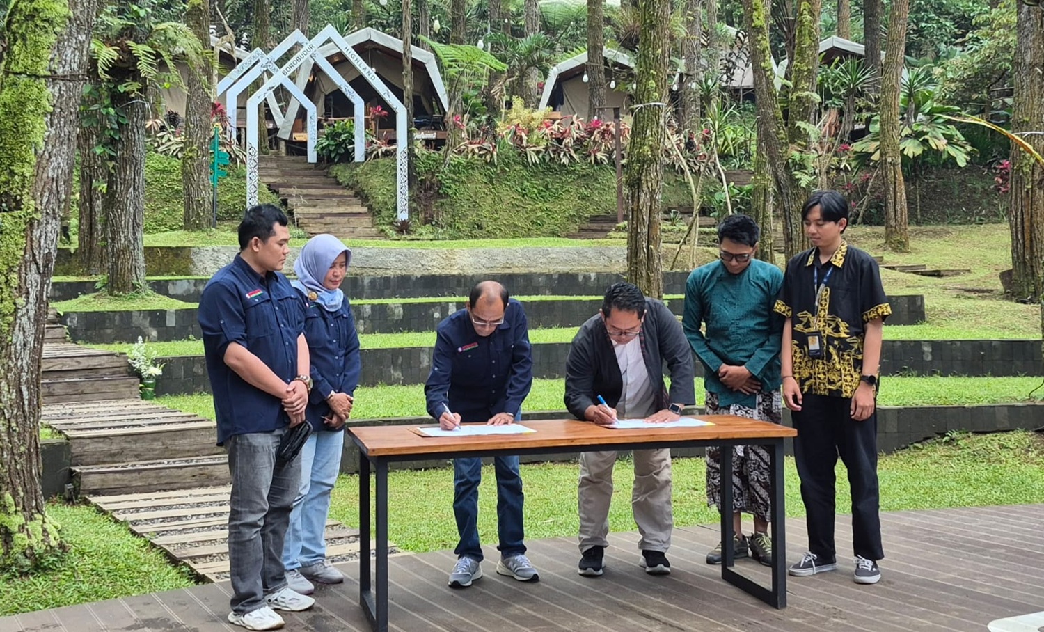 Daniel Raja BPOB dan Pewarta Purworejo Sepakat Kolaborasi Promosikan De'Loano Glamping