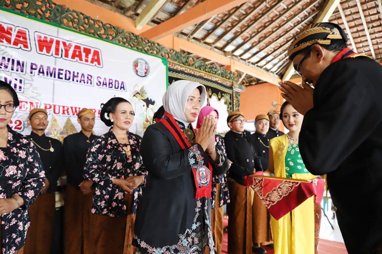 Wabup Prihatin, Budaya Jawa Kian Ditinggalkan Karena Perubahan Zaman