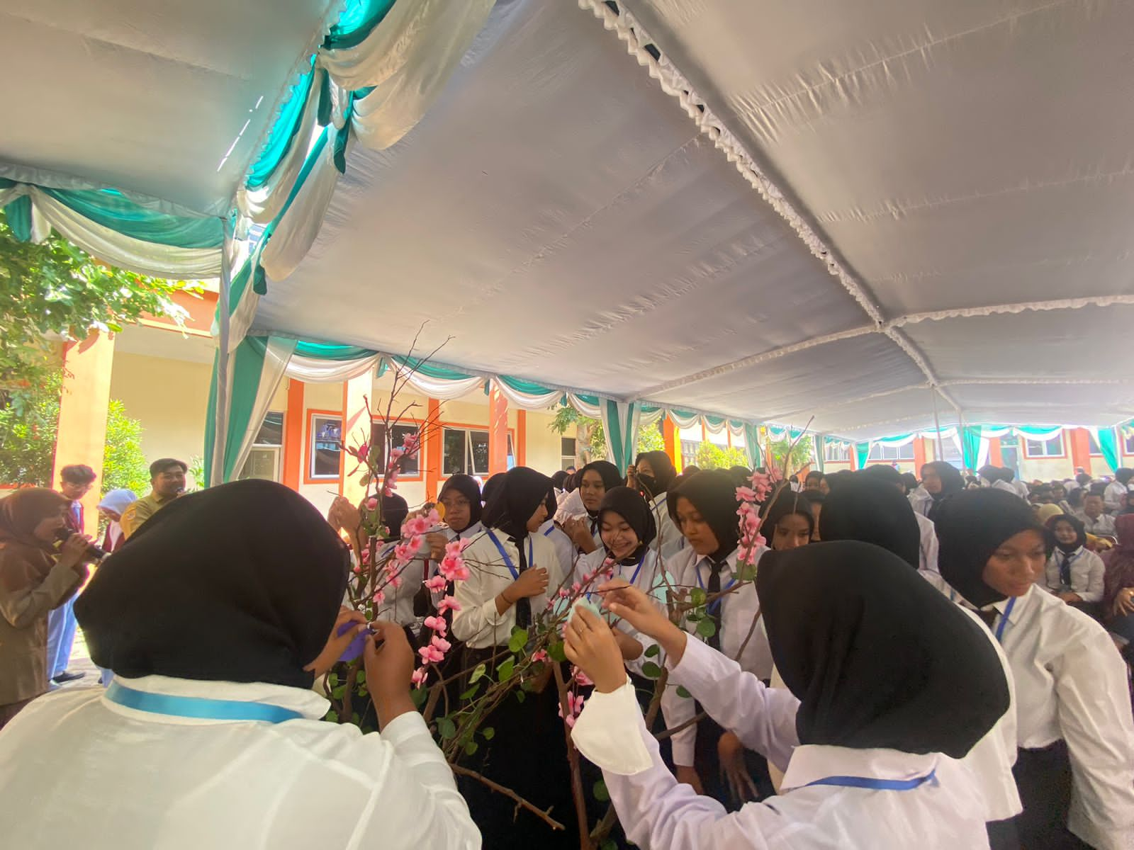 SMK Citra Medika Magelang Tampung Siswa dari Lombok