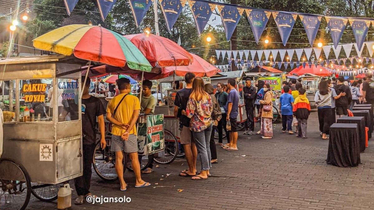 5 Tips Berburu Takjil Agar Kedapatan! Bisa Keliling Pasar Ramadan Tanpa Risau Kehabisan