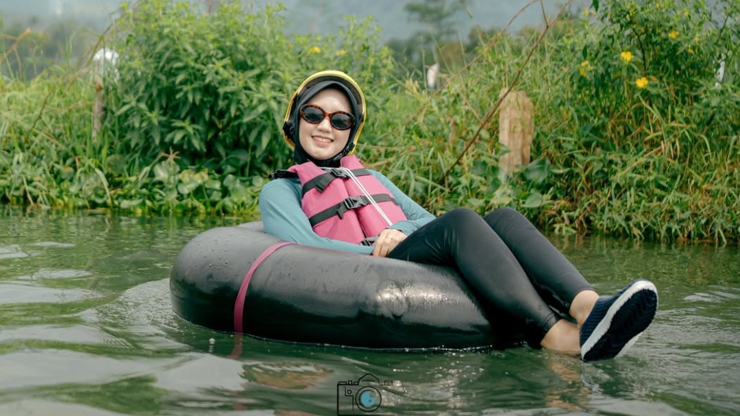 River Tubing di Semarang, Simak Tarif dan Fasilitasnya Disini!