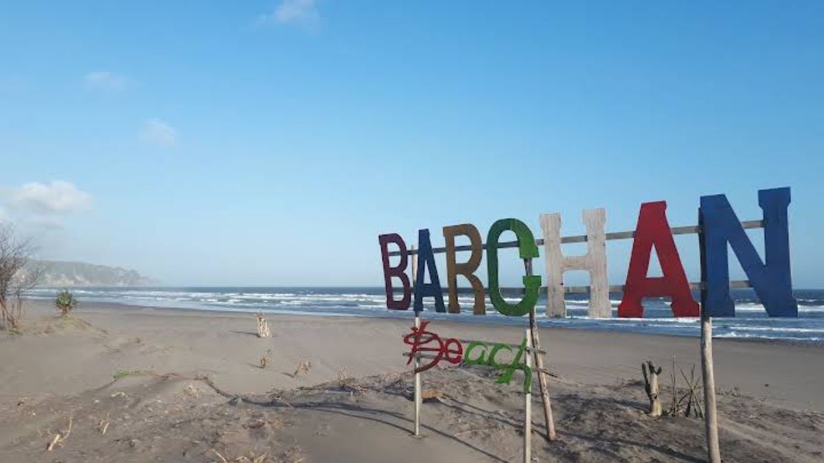 5 Daya Tarik Pantai Barchan, Hidden Gem Pantai Bantul yang Pesonanya Tak Kalah dari Pantai Tetangganya 