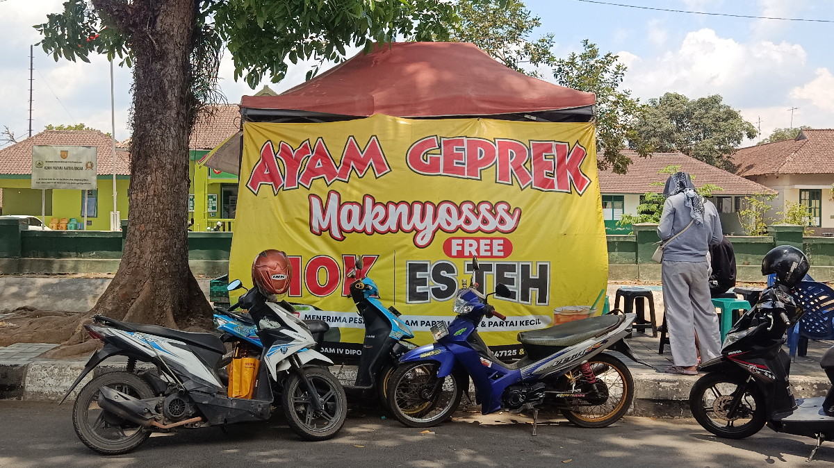 Paket Komplit Cuma 10 K, Geprek Rindam Magelang Jadi Yang Terenak dan Termurah Dijamin Maknyuss