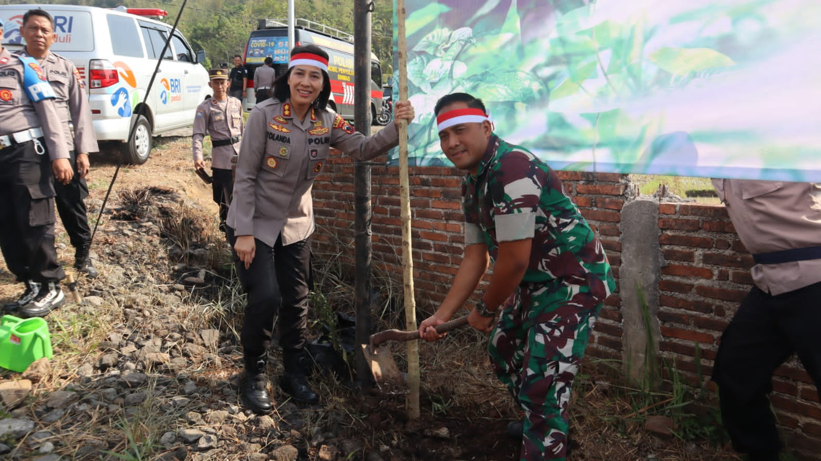 Polres Magelang Kota Tanam 2.277 Bibit Pohon di Sukosari Bandongan