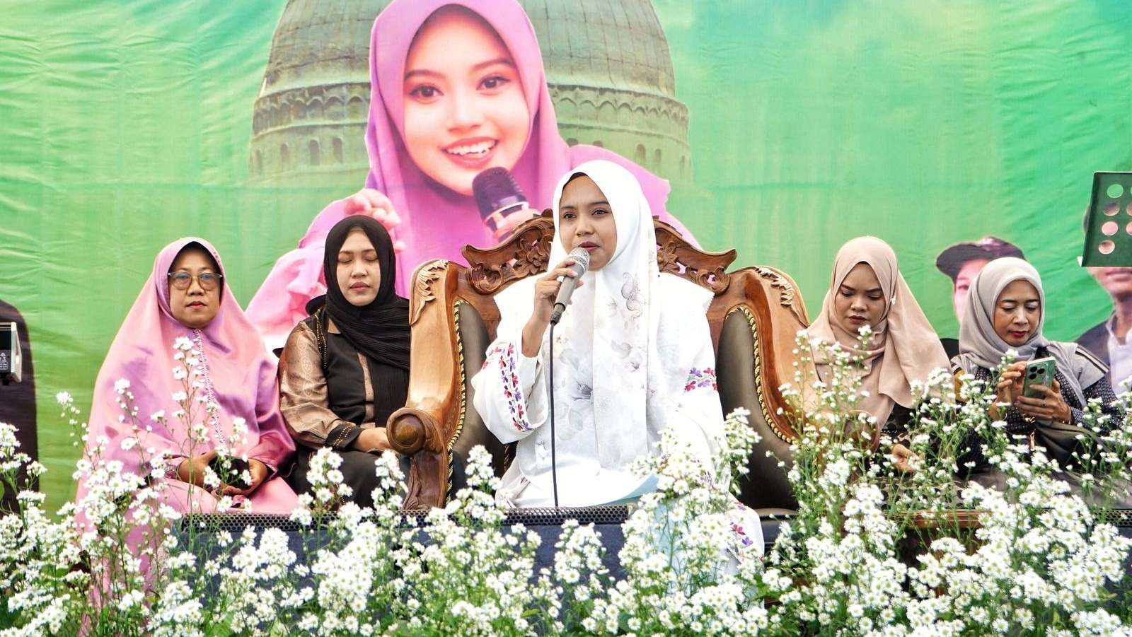 Wabup Sahid Hadiri Pengajian Mumpuni di Salamkanci Bandongan