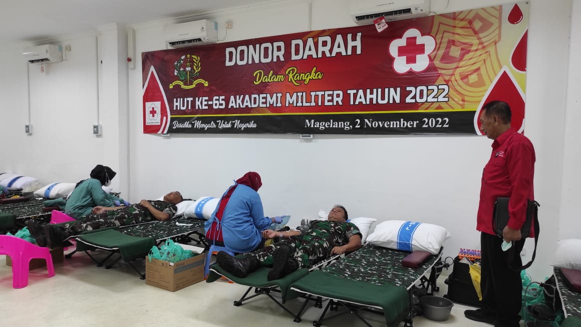 300 Pendonor Ramaikan Donor Darah HUT ke-65 Akmil Magelang