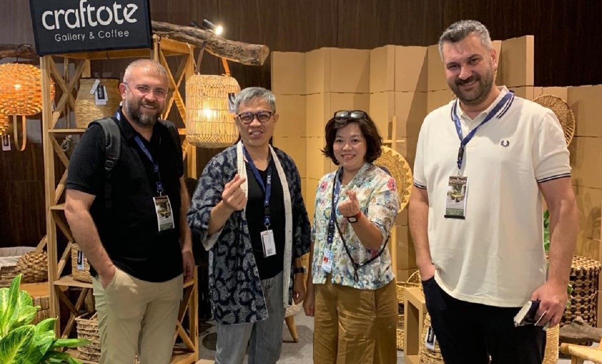 Lewat Program Pemberdayaan BRI, Couplepreneur Ini Sukses Bawa Kerajinan “Craftote” Tembus Pasar Ekspor