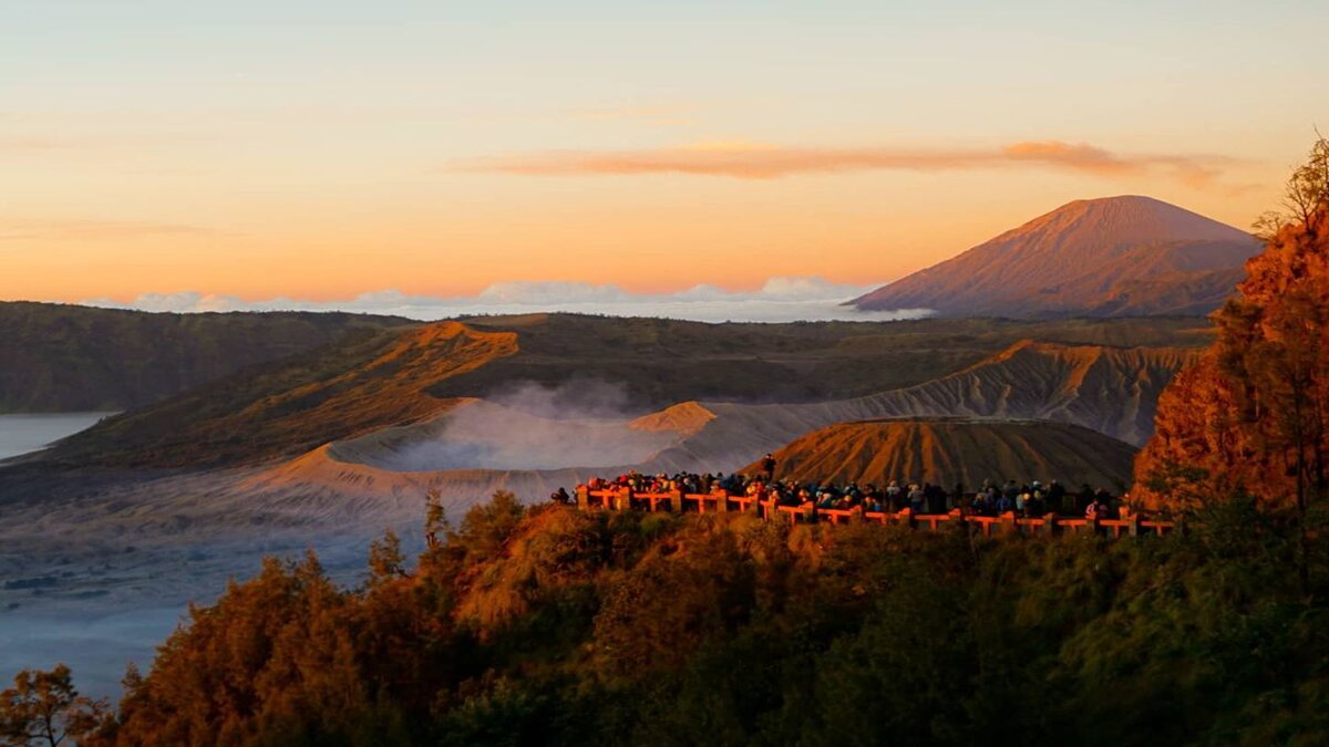 Buruan! Ada Sunrise di Gunung Bromo Jika Kamu Datang Saat Ini Sampai Akhir Tahun Nanti