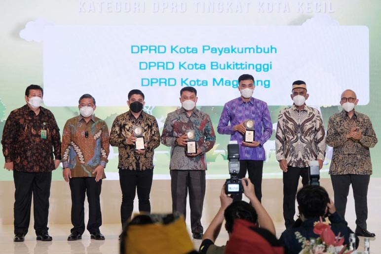 Kota Magelang Raih Juara Tiga Green Leadership ”Nirwasita Tantra” 2021