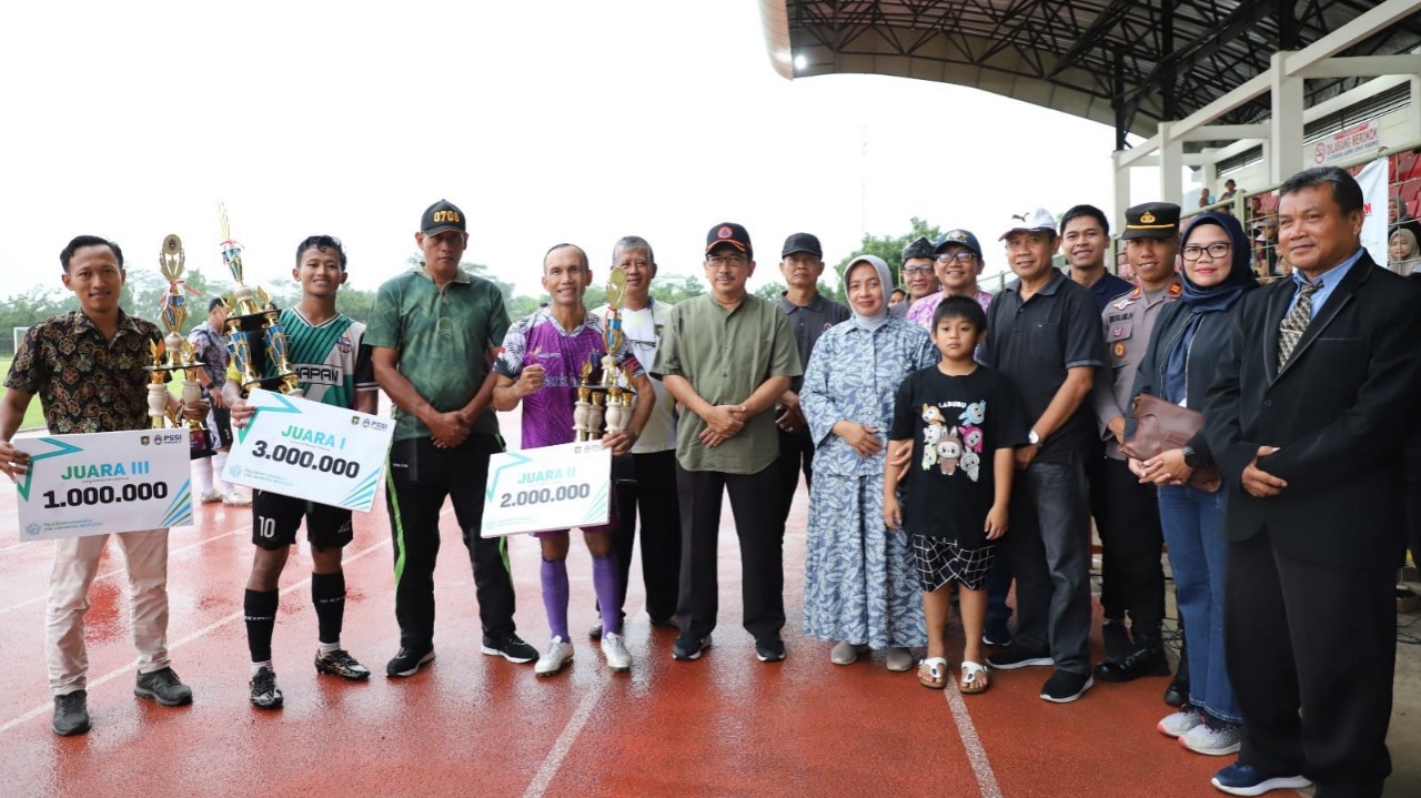 El Barokah Ngombol Taklukkan Pemda FC dalam Final Liga 2 Askab 2024 Purworejo