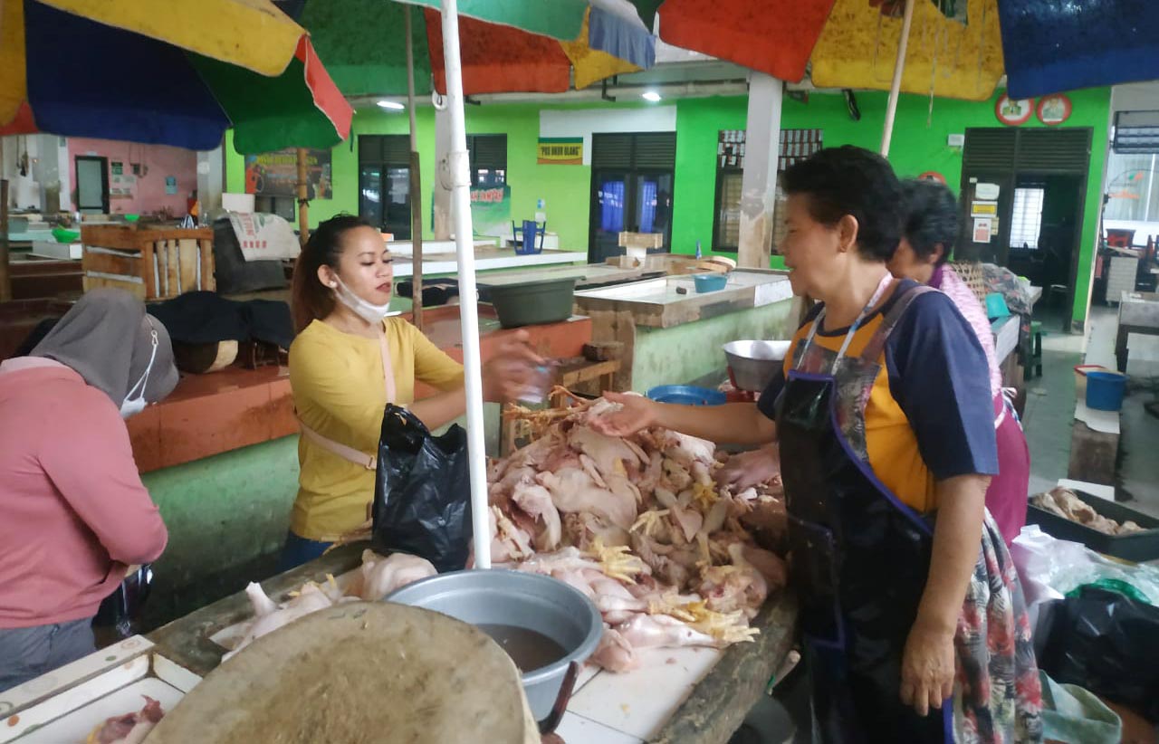 Harga Daging Ayam di Kota Magelang Capai Rp45 Ribu
