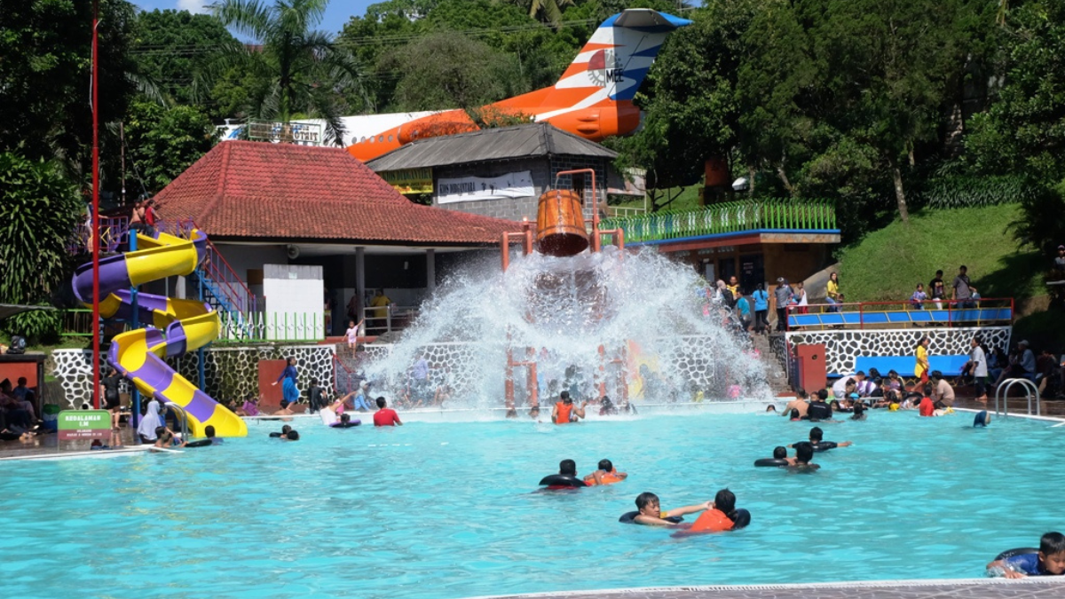 Taman Kyai Langgeng, Tempat Paling Cocok untuk Liburan Keluarga