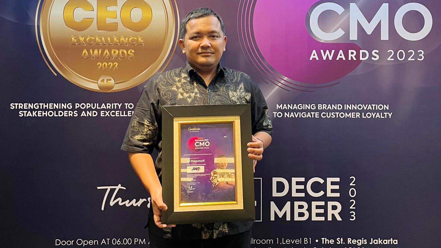 Penghargaan di Akhir Tahun, JNE Raih Best Chief Marketing Officer Award 2023 