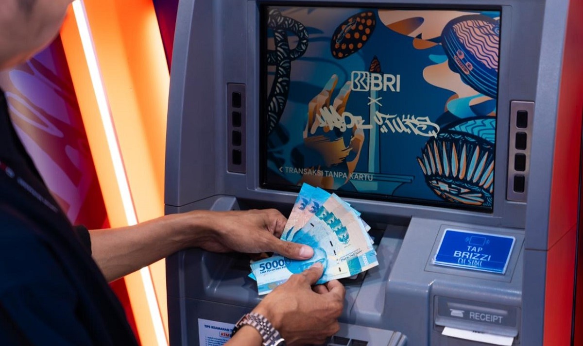 Gaji Melalui BRI, Hidup Lebih Mudah: Kisah Nurul Aina, Nasabah Bank Rakyat Indonesia