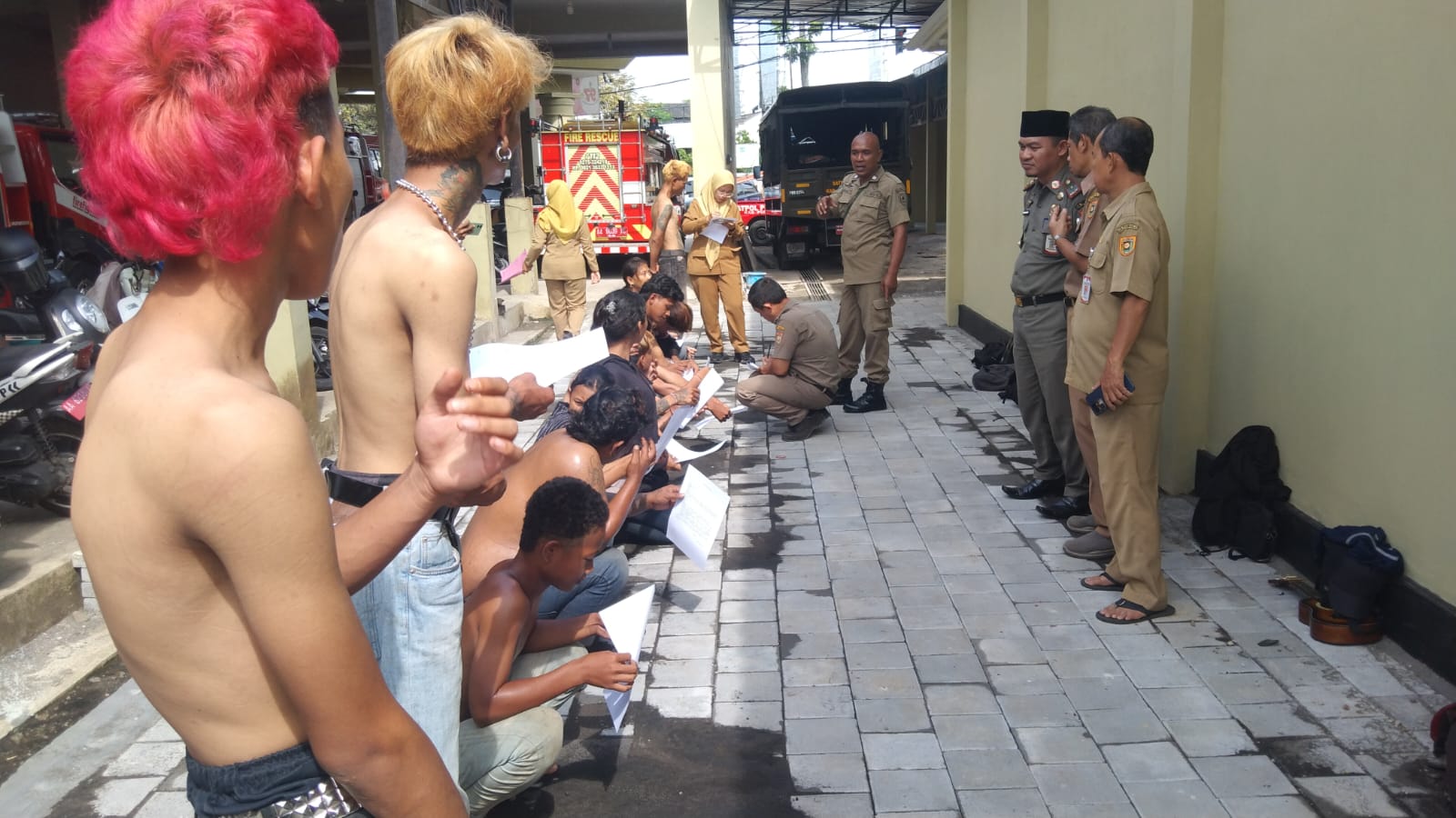 Jelang Nataru, Satpol PP Purworejo Amankan 14 Anak Punk di Monumen Jenderal A Yani, Ada yang Masih 13 Tahun