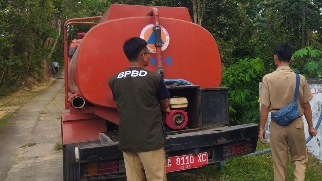 Kemarau Basah, Desa Somorejo Bagelen Jadi Satu-Satunya Lokasi Droping Air Bersih di Purworejo