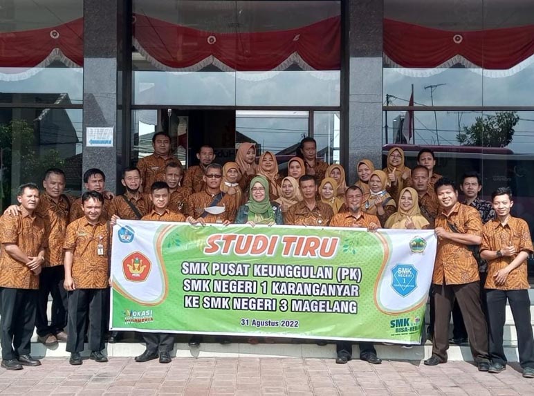  SMK Negeri 3 Magelang Terima Kunjungan Studi Tiru SMK Negeri 1 Karanganyar