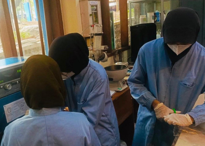 Inovasi Sunblock Bebas White Cast, Kolaborasi UNS dan Industri Lahirkan Hydramax V-Sunblock