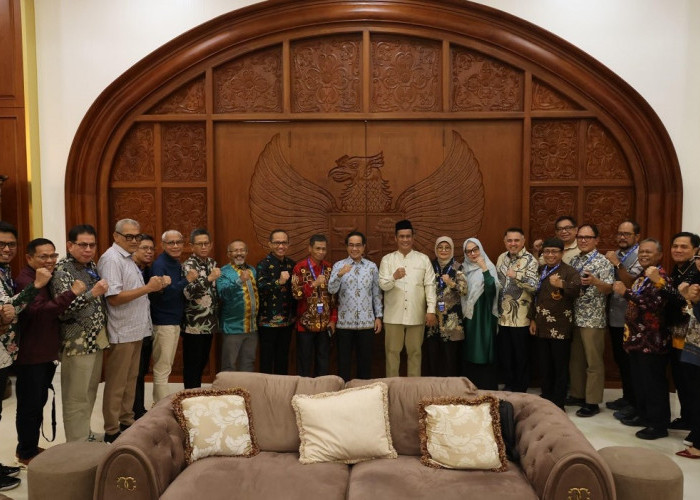 Minggu Pagi, Mentan Amran Kumpulkan Rektor Perguruan Tinggi Lingkup Indonesia Timur, Perkuat Inovasi Pertanian