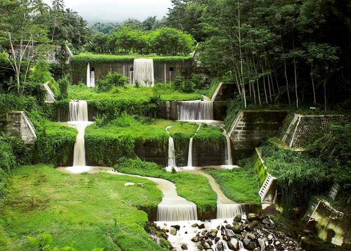 Namanya Jembatan Jokowi, Destinasi Wisata Air Terjun di Magelang yang Mirip dengan Luar Negeri